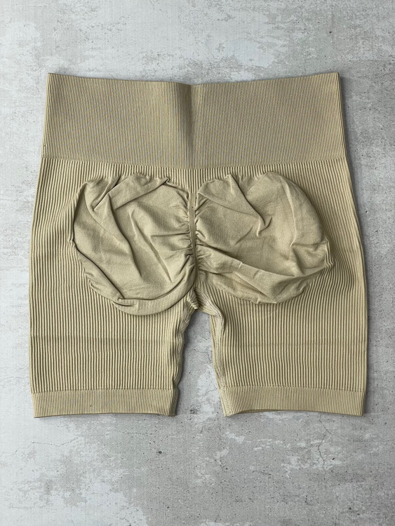 شورتک کبریتی کرم