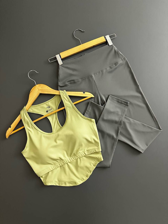 ست ورزشی کراپ و لگ