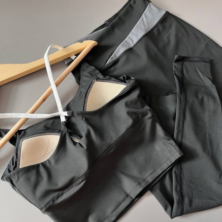 ست ورزشی زنانه مشکی