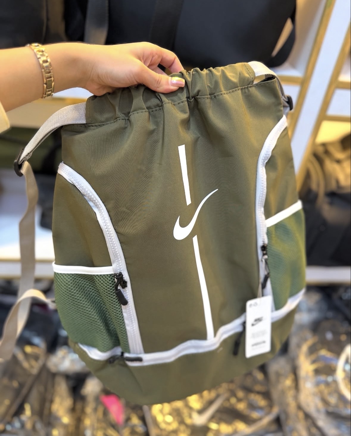 شوزبگ سبز نایک