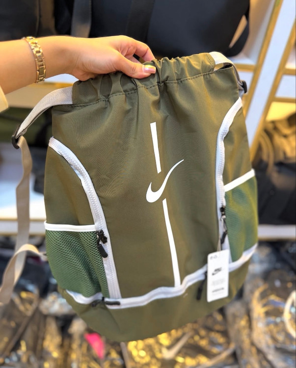 شوزبگ سبز نایک