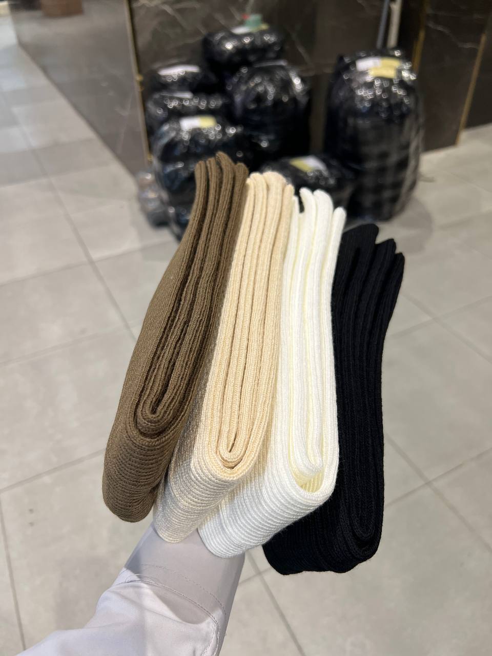 لگ وارم. سفید لگ وارم شیری